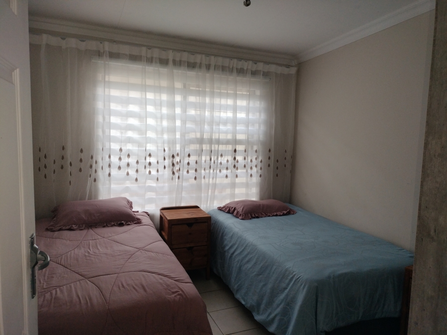 To Let 3 Bedroom Property for Rent in Waterval East North West